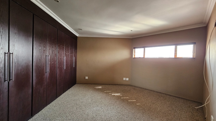 4 Bedroom Property for Sale in Maraldi Estate Free State